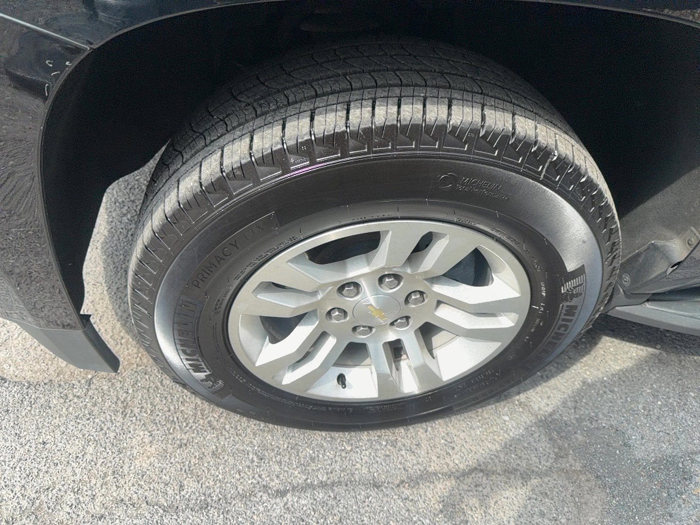 Used 2018 Chevrolet Tahoe LT AWD/4WD image 6