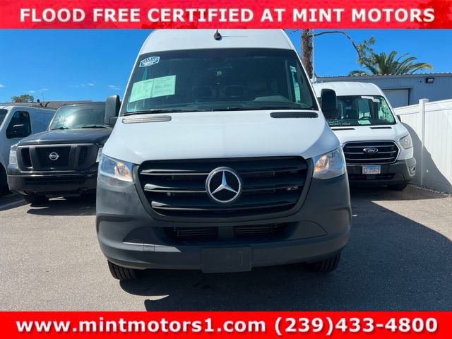 Used 2021 Mercedes-Benz Sprinter 2500 image 8