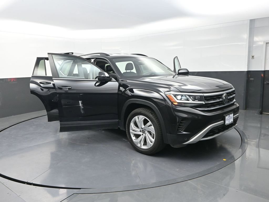 Used 2023 Volkswagen Atlas SE image 30