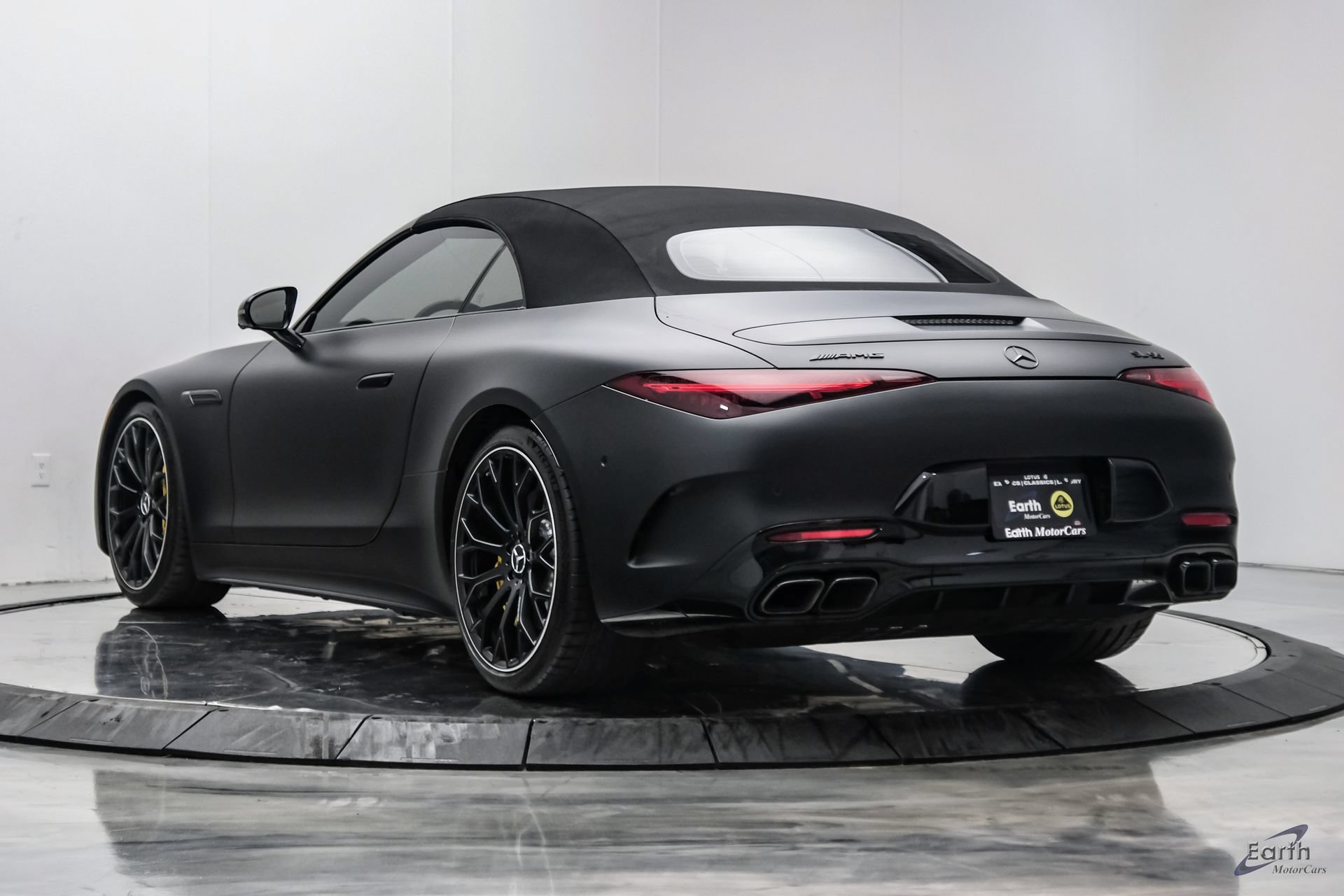 Used 2022 Mercedes-Benz SL 55 AMG 4MATIC image 14