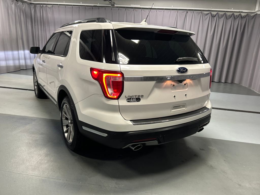 Used 2019 Ford Explorer Limited w/ Class III Trailer Tow Package FWD image 5