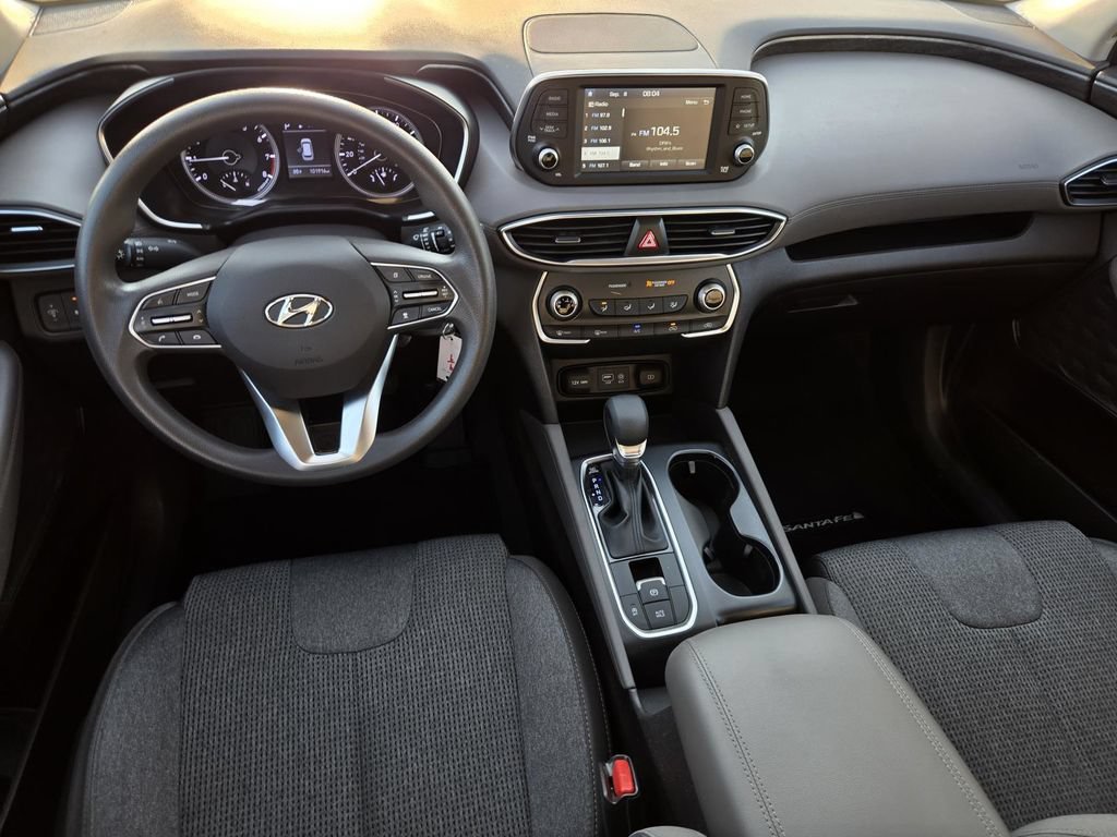 Used 2019 Hyundai Santa Fe SE FWD image 14
