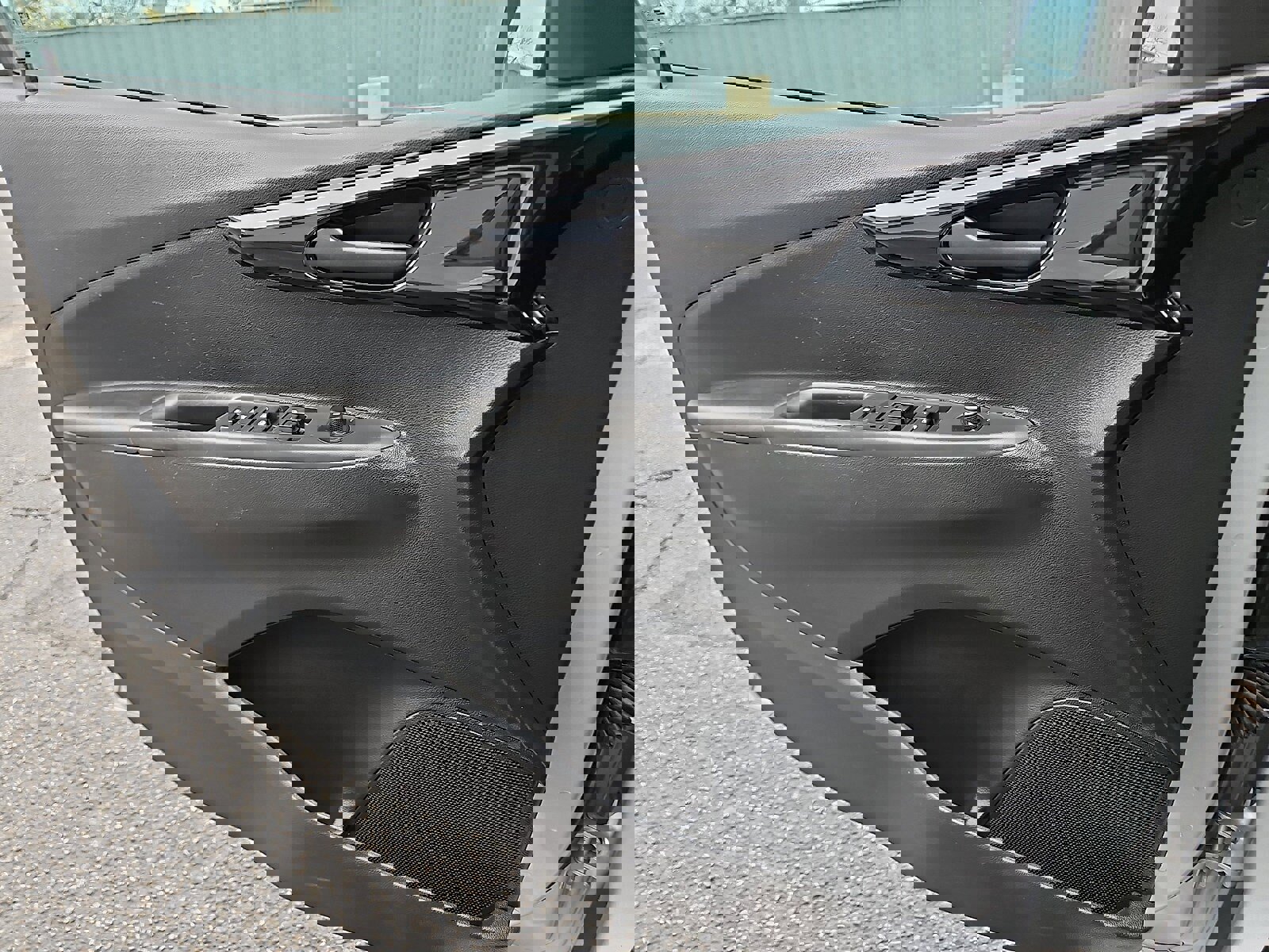 Used 2022 Chevrolet Spark LT image 11