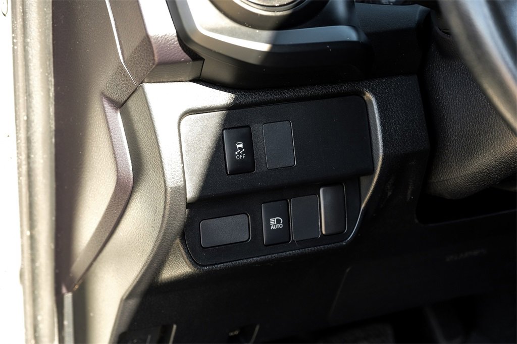 Used 2021 Toyota Tacoma SR image 24
