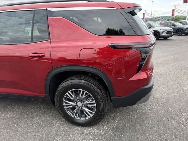 New 2026 Chevrolet Traverse LT FWD image 7