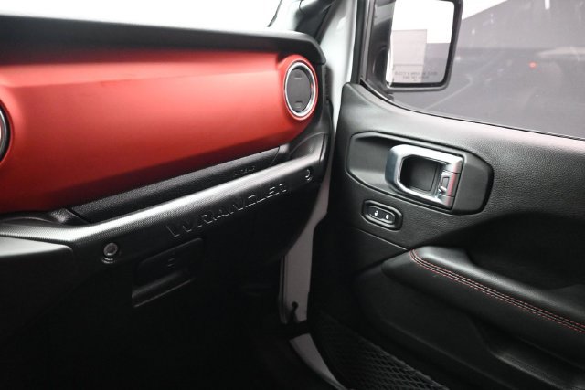 Used 2020 Jeep Wrangler Unlimited Rubicon AWD/4WD image 9