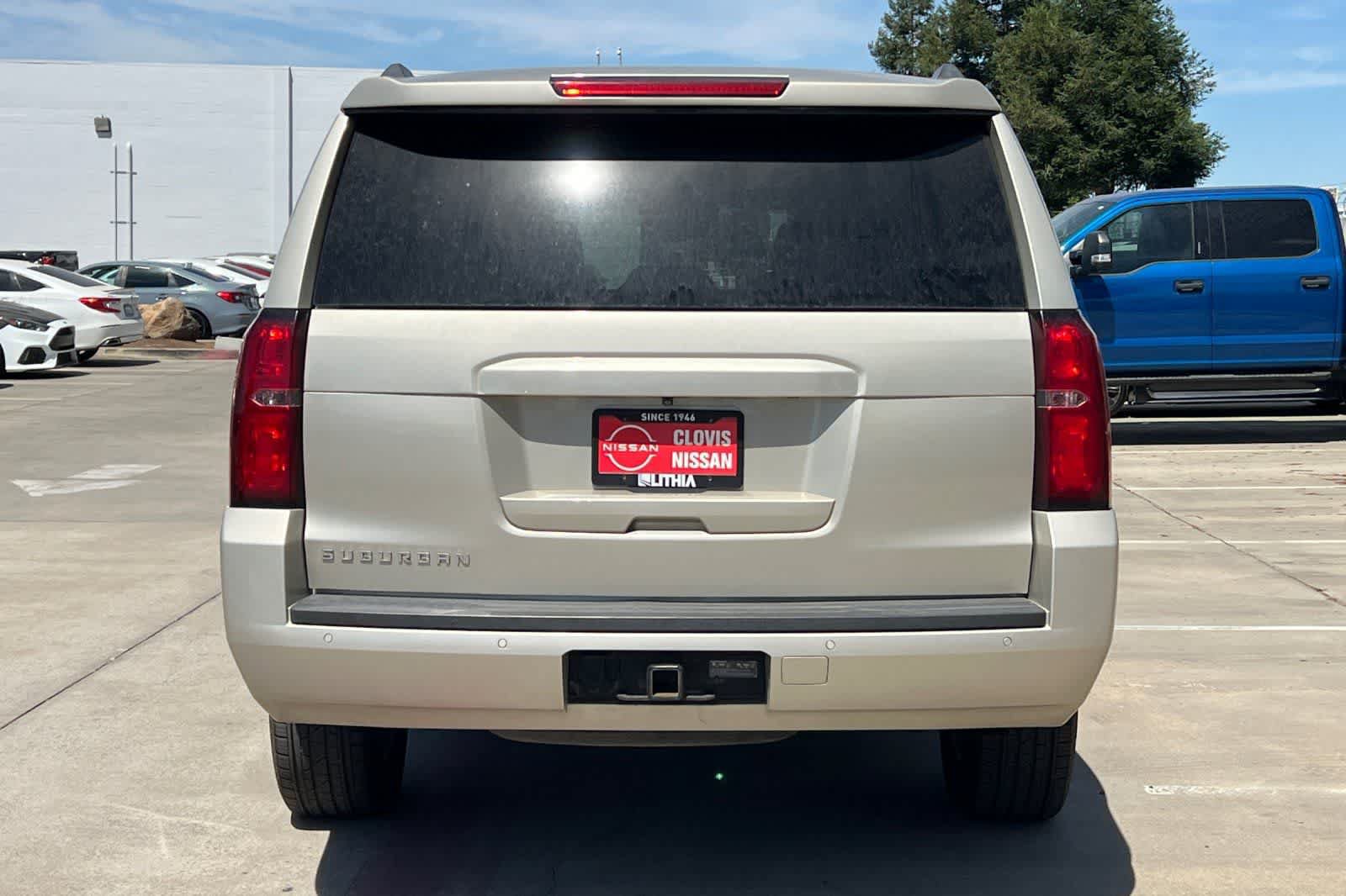 Used 2015 Chevrolet Suburban LT AWD/4WD image 8