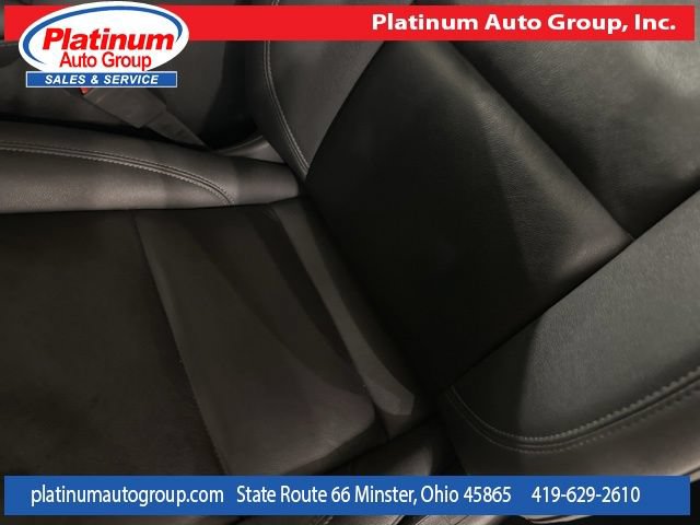 Used 2022 Chevrolet Tahoe LT w/ Luxury Package AWD/4WD image 13