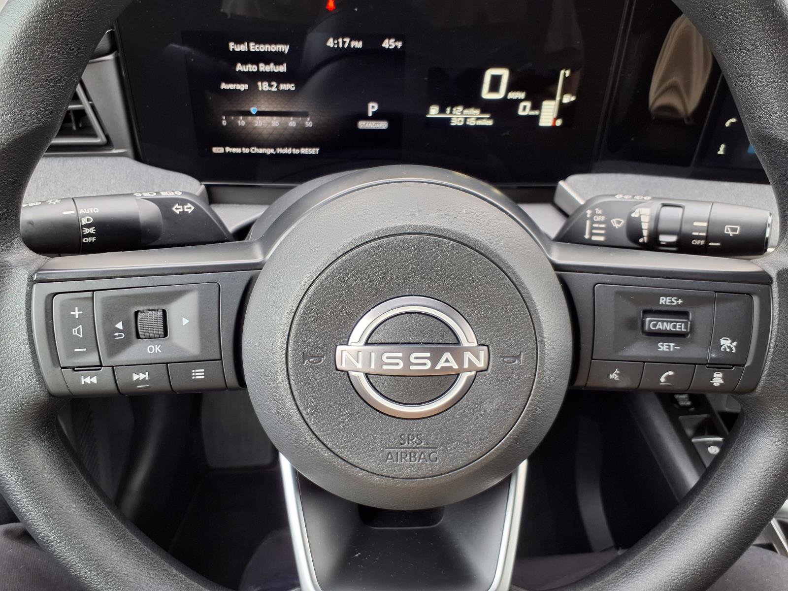 Certified 2025 Nissan Kicks SV image 24