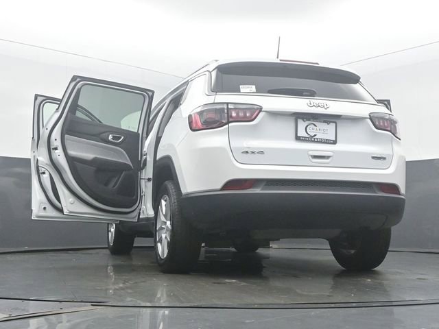 Used 2022 Jeep Compass Latitude w/ Convenience Group image 58