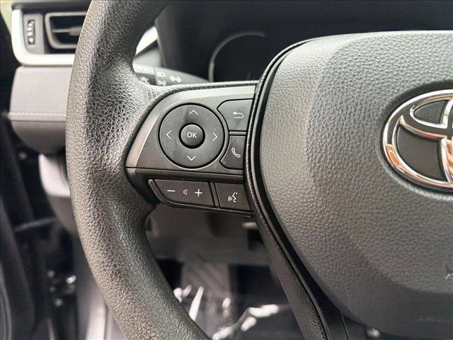 Used 2025 Toyota RAV4 LE AWD/4WD image 14