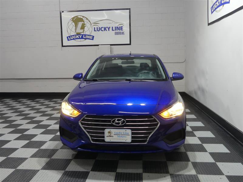 Used 2019 Hyundai Accent SE FWD image 2