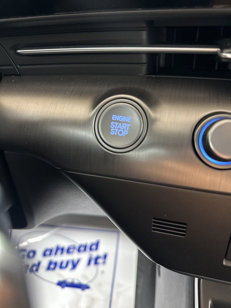 New 2025 Hyundai Kona SEL image 11