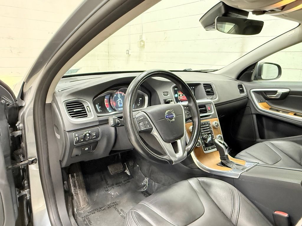 Used 2016 Volvo S60 T5 Premier w/ Climate Package AWD/4WD image 19