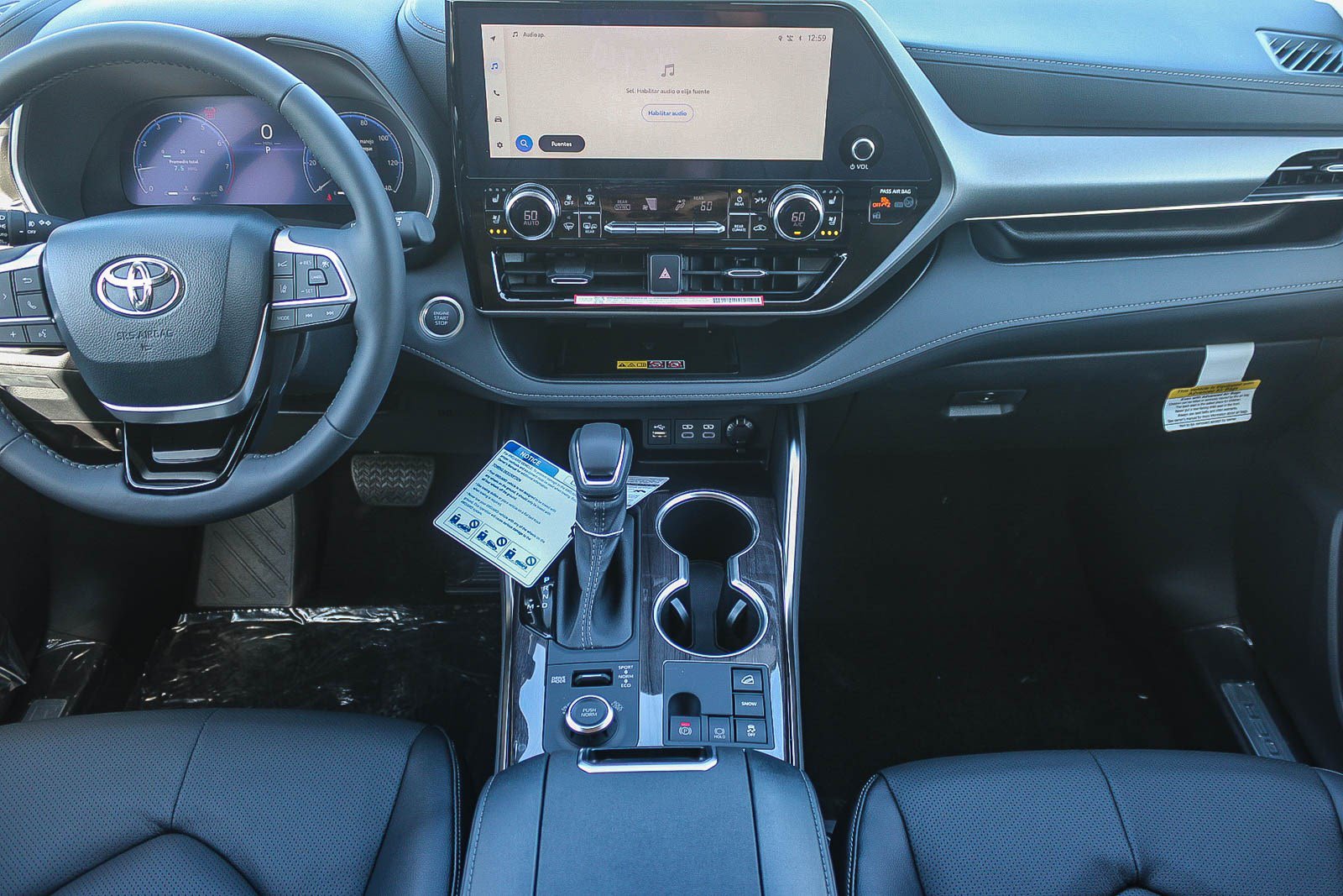 New 2026 Toyota Highlander Limited AWD/4WD image 15