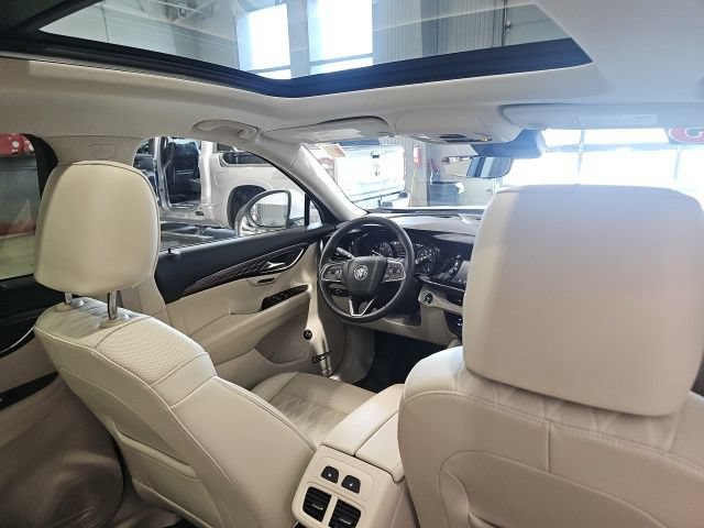Used 2023 Buick Envision Avenir AWD/4WD image 26
