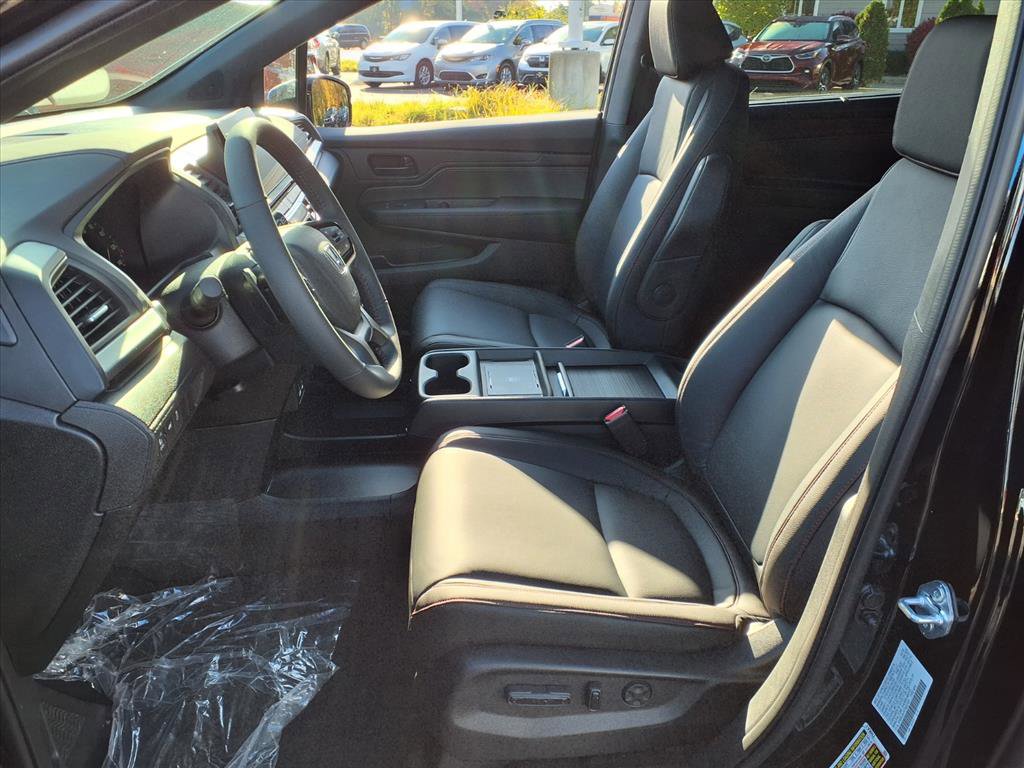 New 2026 Honda Odyssey Sport-L image 4