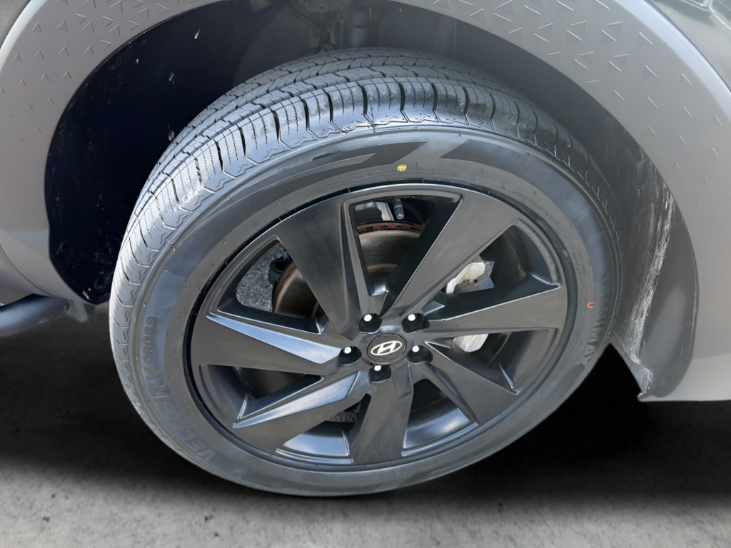 Used 2024 Hyundai Santa Cruz Night AWD/4WD image 47