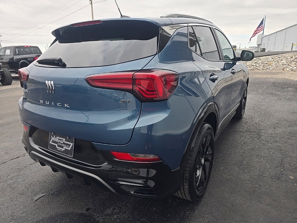 Used 2024 Buick Encore GX Sport Touring image 8