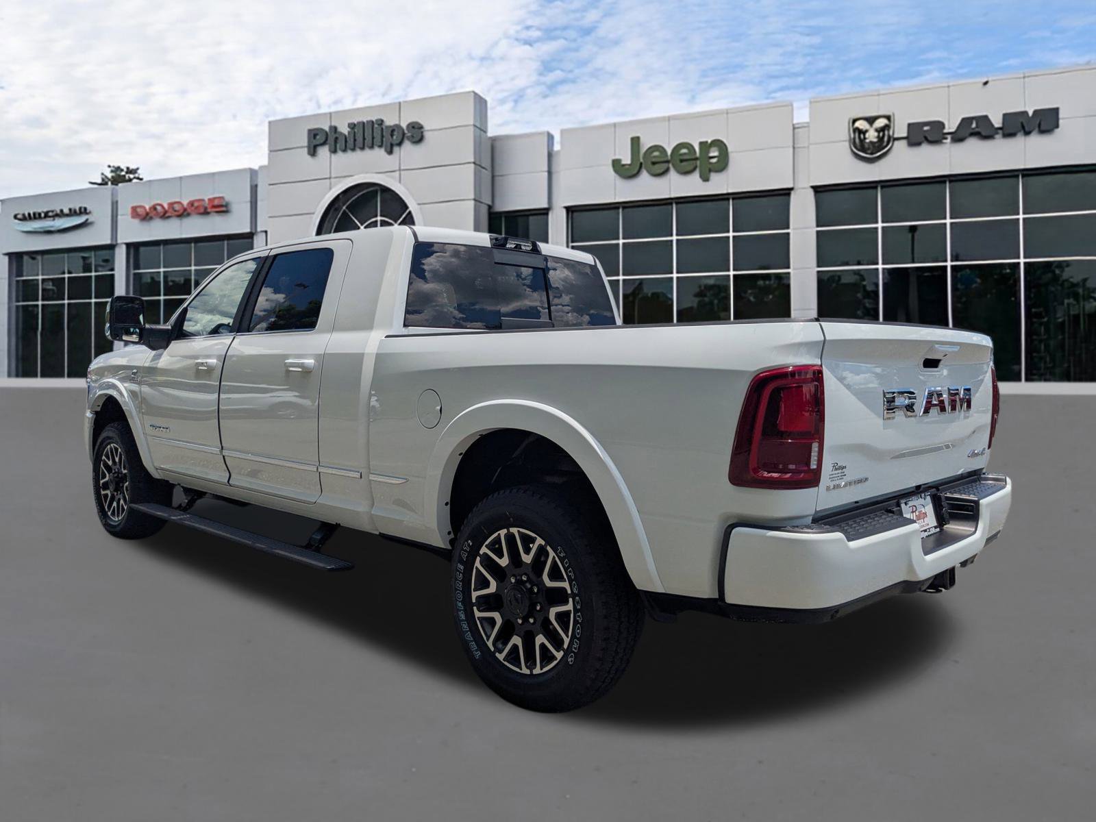 New 2025 RAM 2500 Limited image 5