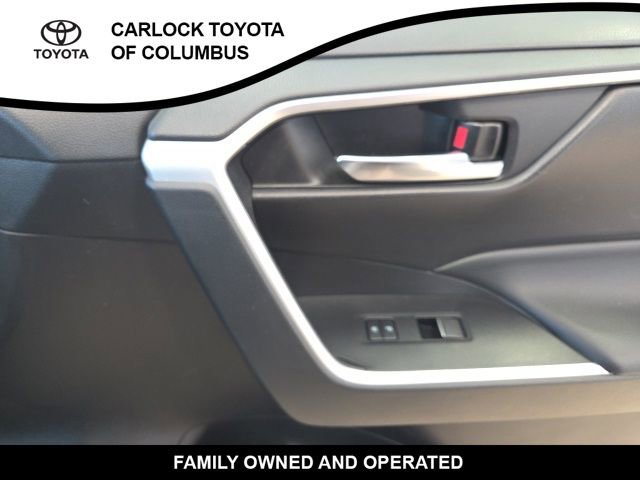 Used 2022 Toyota RAV4 XLE w/ Convenience Package AWD/4WD image 19