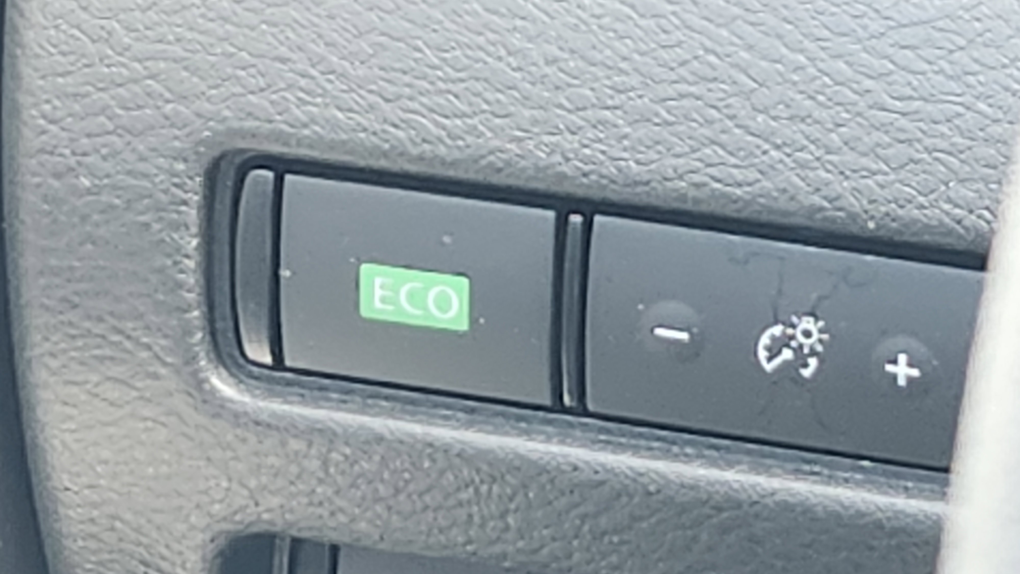 Used 2023 Nissan Sentra S image 30