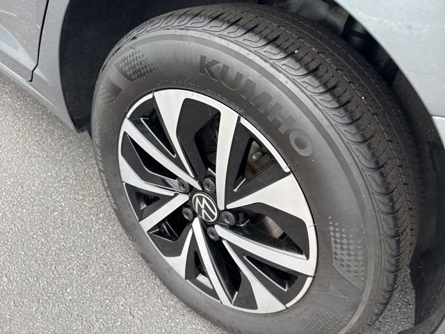 Used 2024 Volkswagen Jetta S image 30