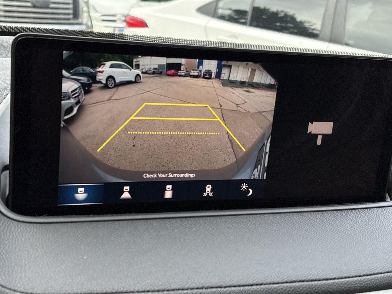 Used 2024 Acura MDX SH-AWD image 28