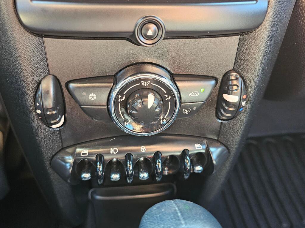 Used 2012 MINI Cooper Coupe FWD image 20