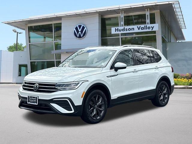 Certified 2023 Volkswagen Tiguan SE FWD image 1