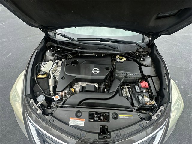 Used 2015 Nissan Altima 2.5 SV w/ Convenience Package image 17
