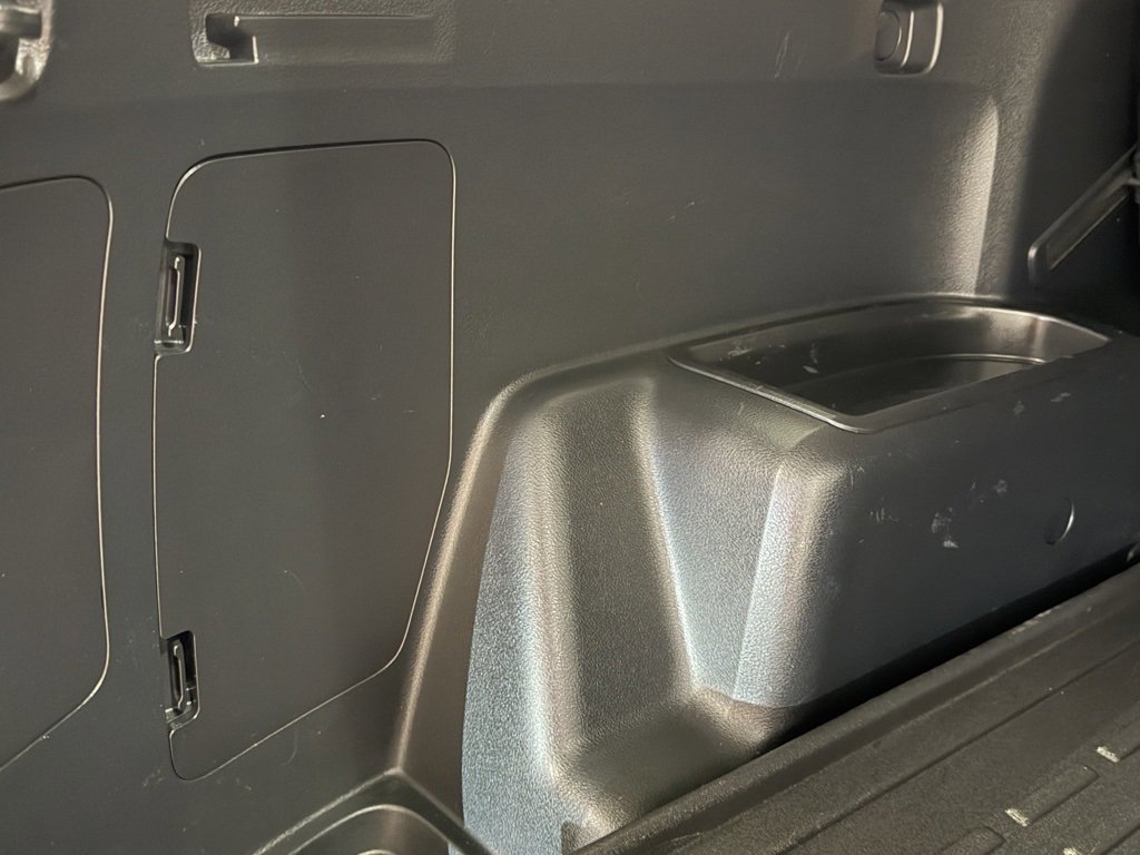 Used 2021 Toyota 4Runner Venture w/ Moonroof Package image 39