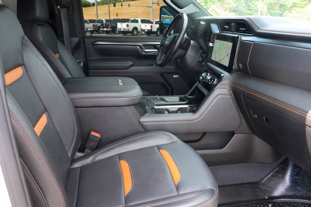 Used 2025 GMC Sierra 2500 AT4 AWD/4WD image 19