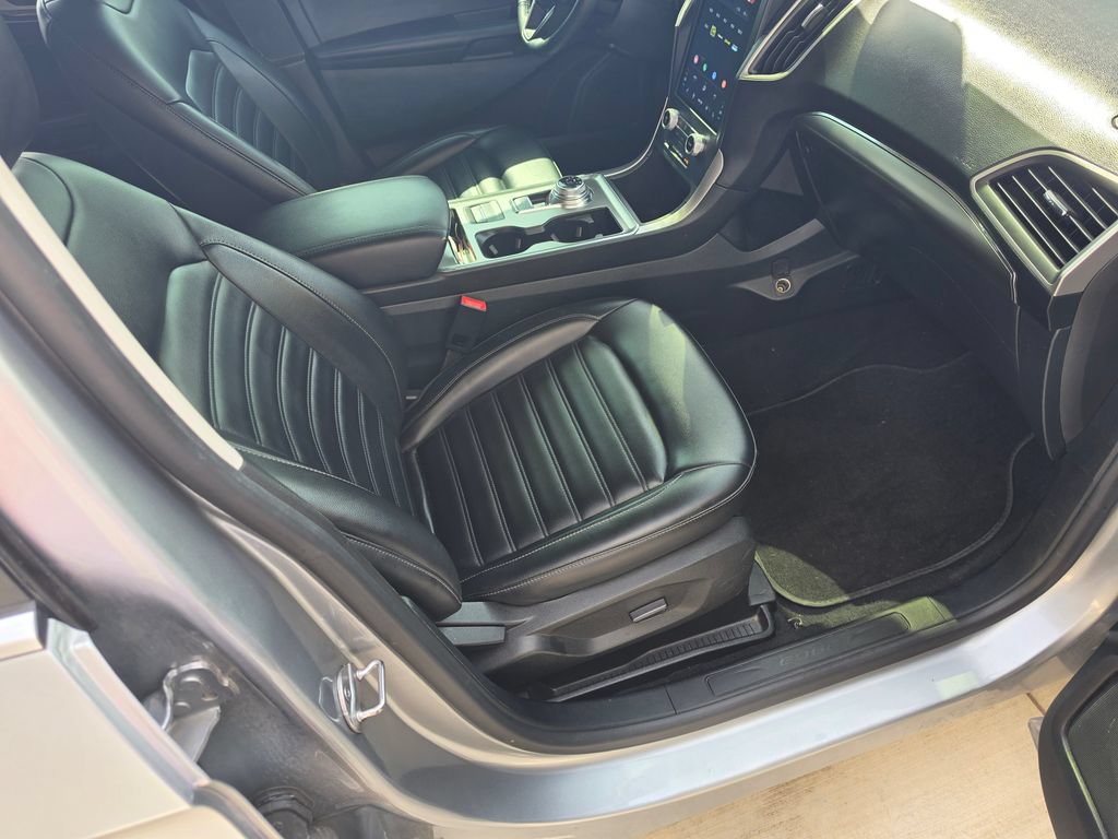 Used 2022 Ford Edge SEL AWD/4WD image 15