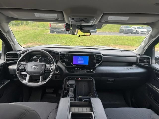 Used 2023 Toyota Tundra SR AWD/4WD image 17