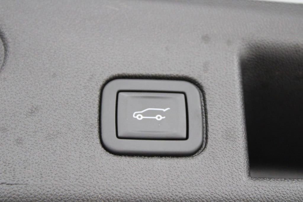 Used 2024 Chevrolet Equinox RS w/ RS Leather Package image 34