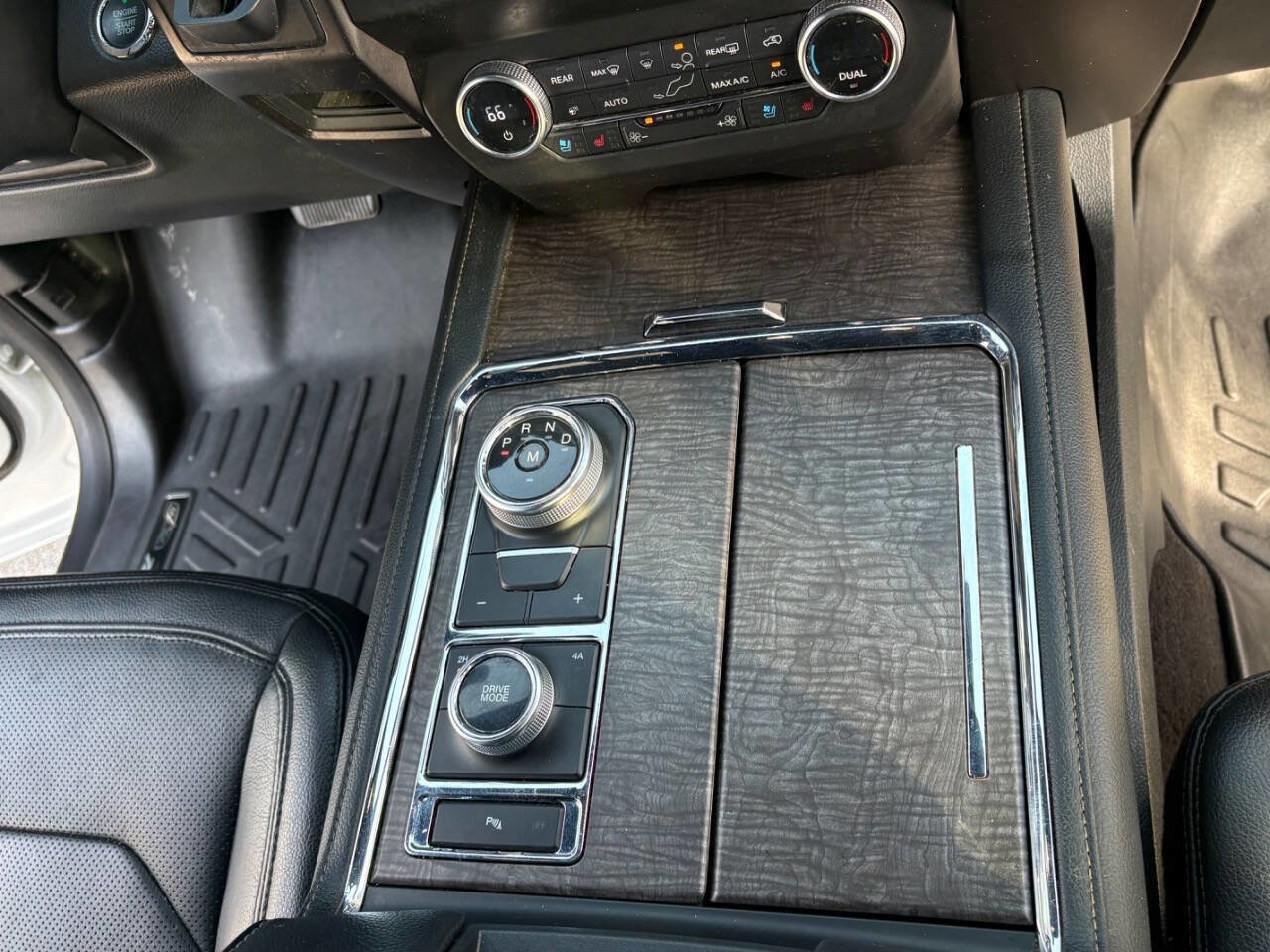 Used 2019 Ford Expedition Max Limited image 19