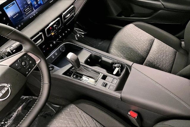 New 2026 Nissan Sentra SV w/ SV Convenience Package FWD image 9