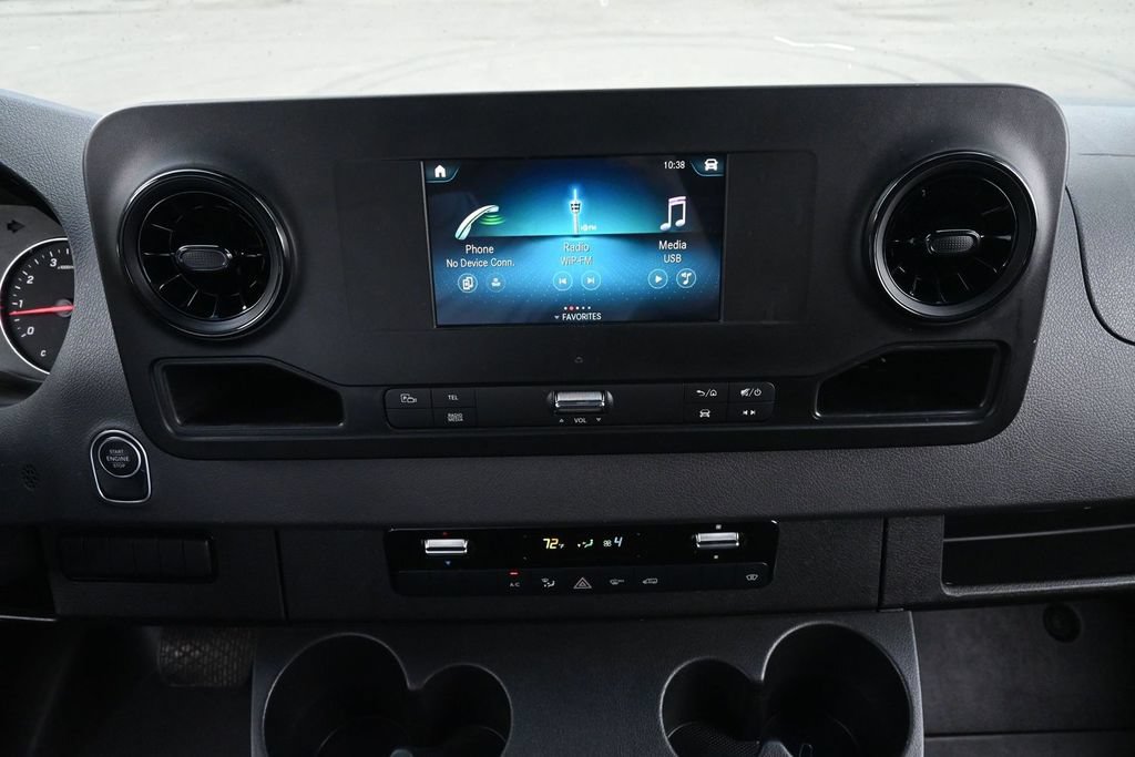 Used 2023 Mercedes-Benz Sprinter 2500 image 25