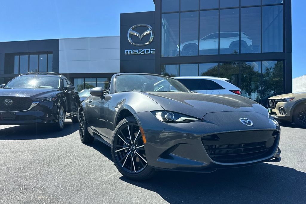 New 2026 MAZDA MX-5 Miata Grand Touring w/ Weather Package RWD image 2