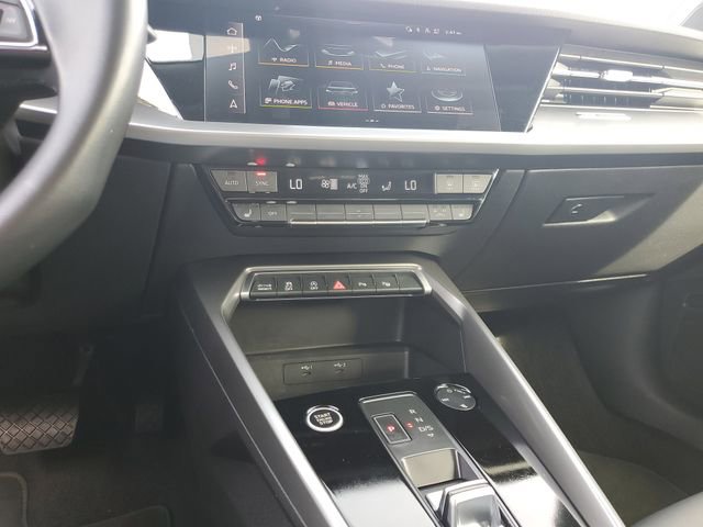 Used 2024 Audi A3 2.0T Premium image 17