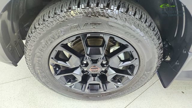 Used 2026 Nissan Armada PRO-4X w/ Captain's Chari Seat Package AWD/4WD image 58