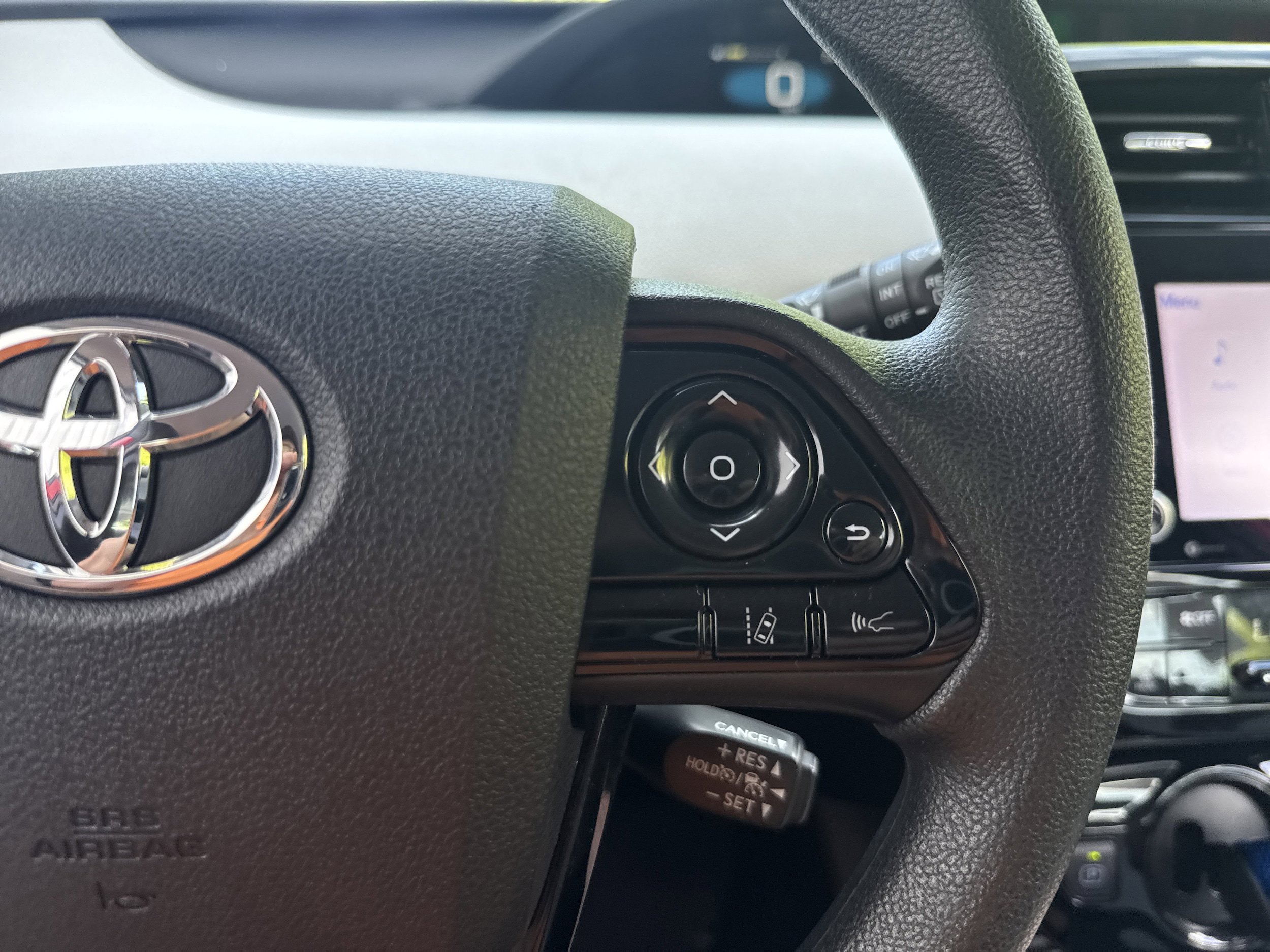 Used 2021 Toyota Prius LE w/ Carpet Mat Package (TMS) AWD/4WD image 18