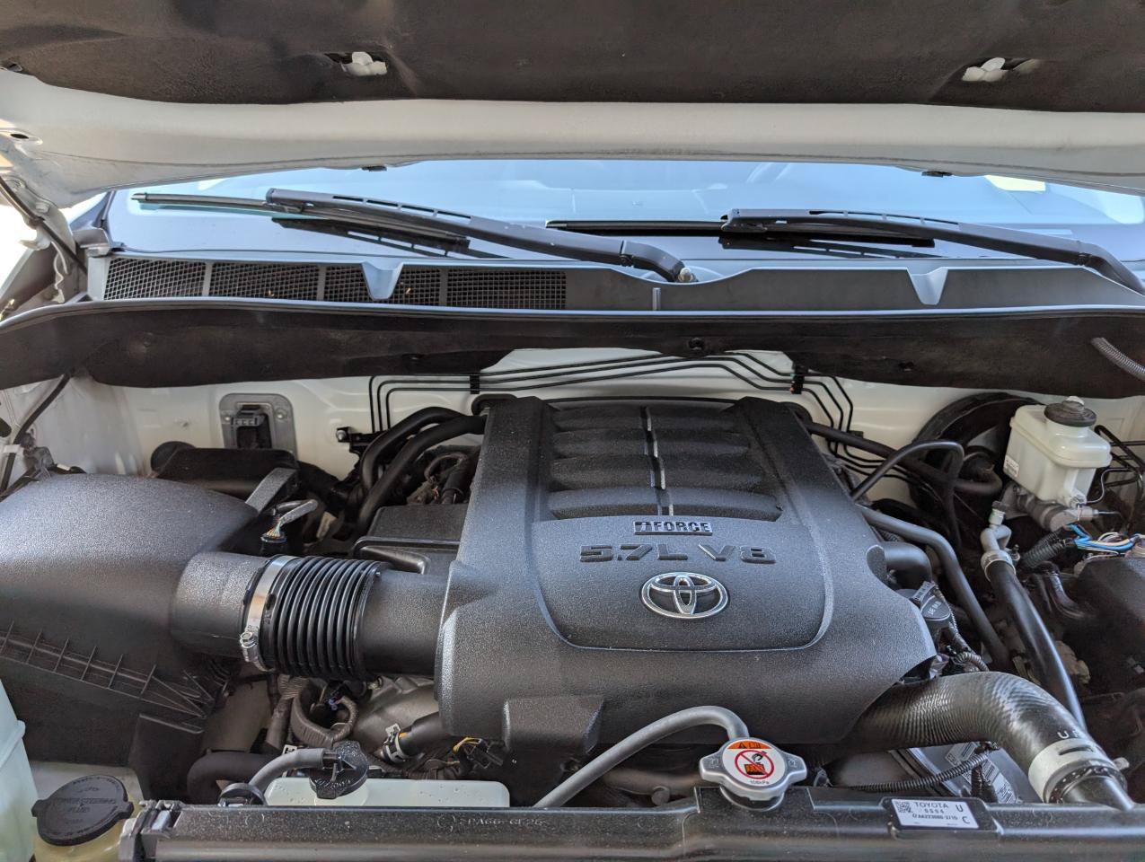 Used 2018 Toyota Tundra SR5 w/ SR5 Upgrade Package AWD/4WD image 27