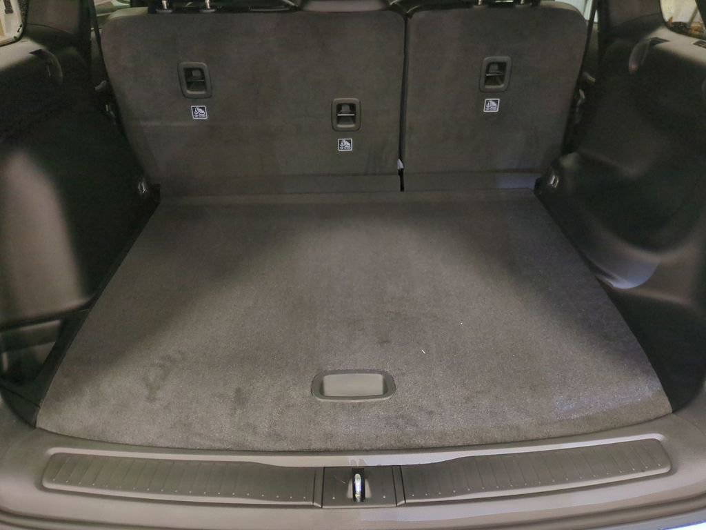 New 2025 Jeep Grand Cherokee Limited w/ Trailer Tow Package image 36