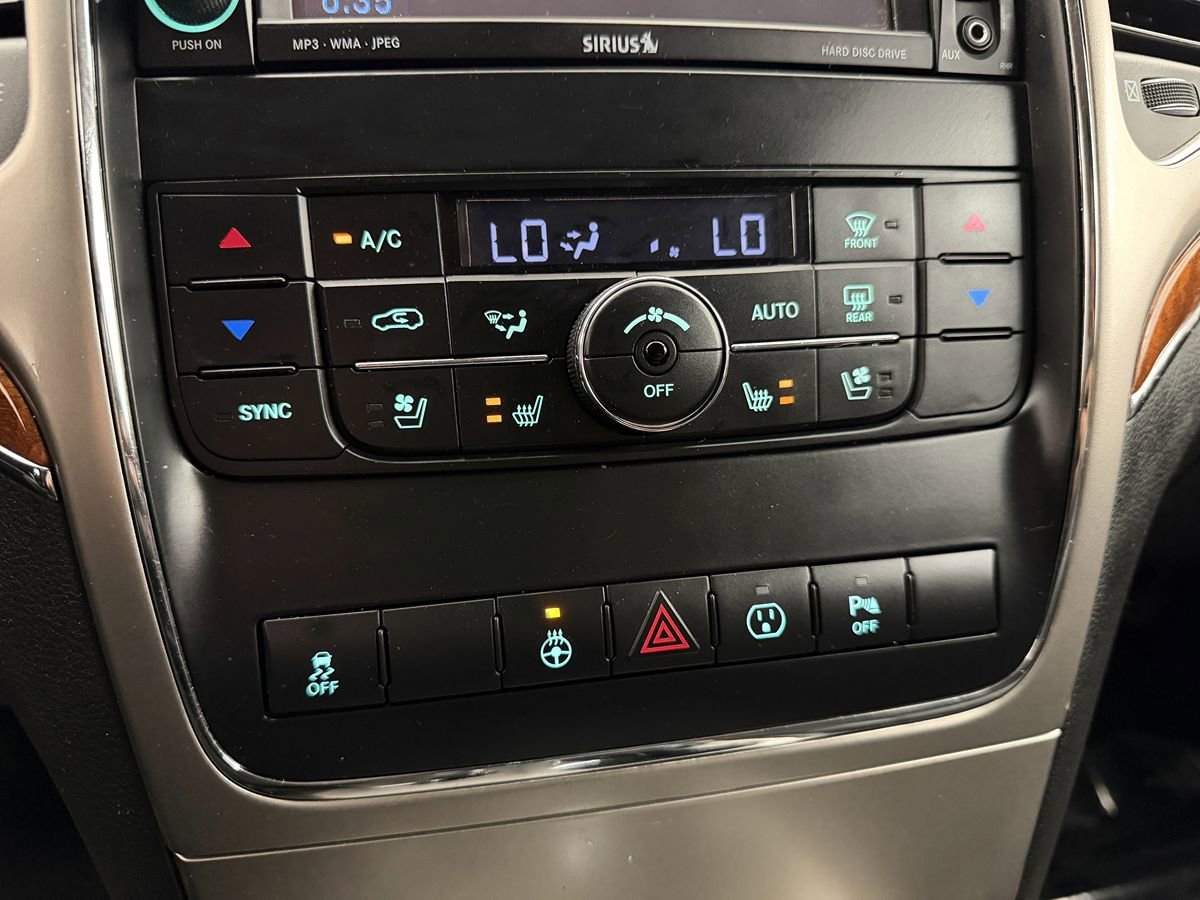 Used 2013 Jeep Grand Cherokee Overland w/ Advance Technology Group image 18