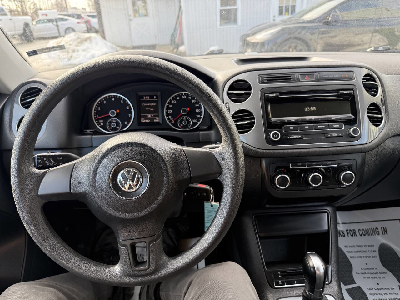 Used 2012 Volkswagen Tiguan S AWD/4WD image 4