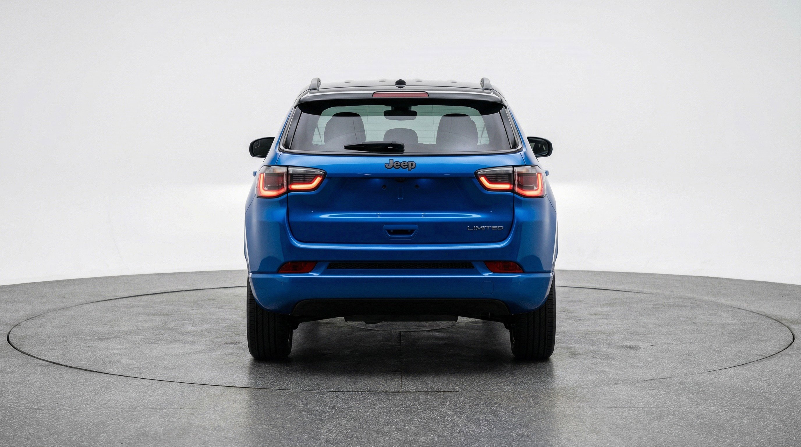 Used 2025 Jeep Compass Limited image 7