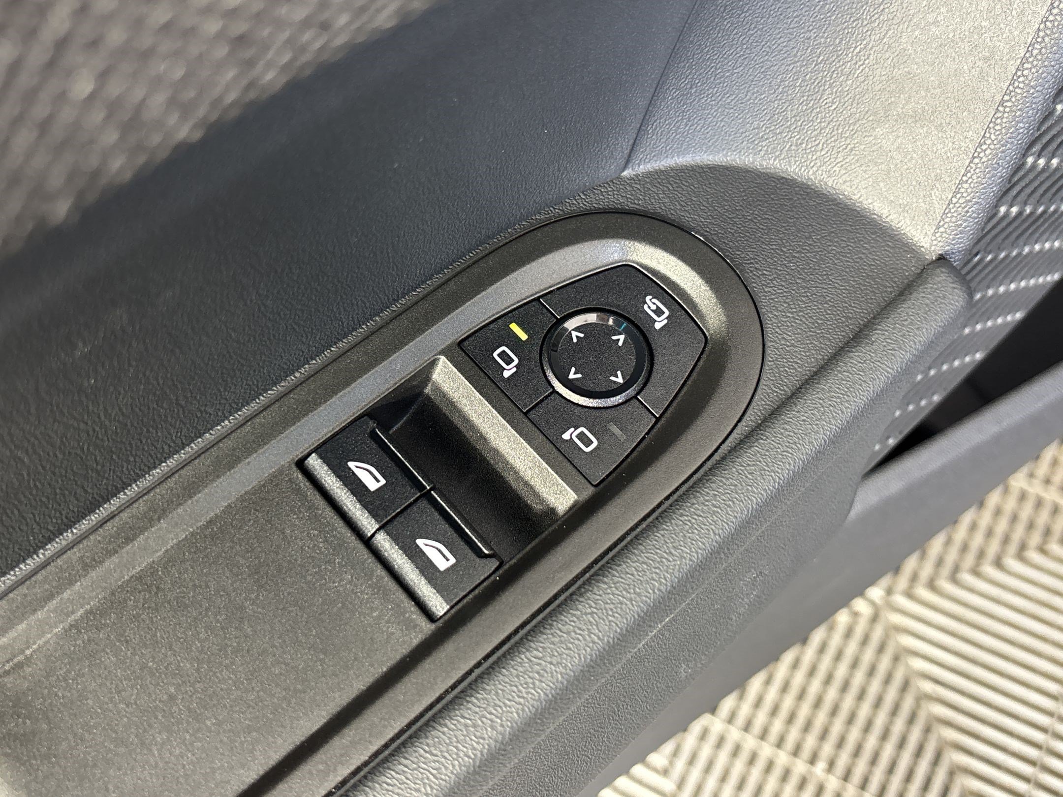 Used 2026 MINI Cooper S FWD image 14