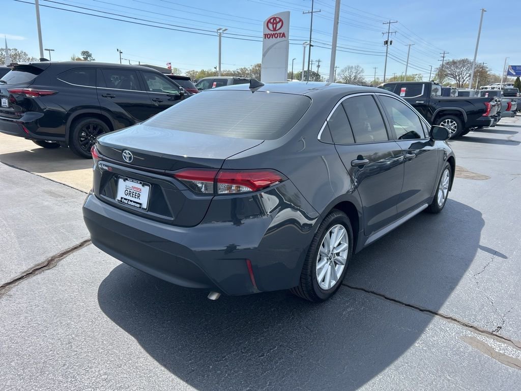 Used 2024 Toyota Corolla XLE image 18